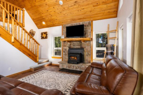Family-retreat 10 Min To Skiing, Walk To Lake Angel Fire
